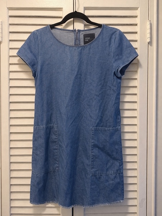 Zara Dresses & Skirts - Zara 💙 Denim Shift Dress